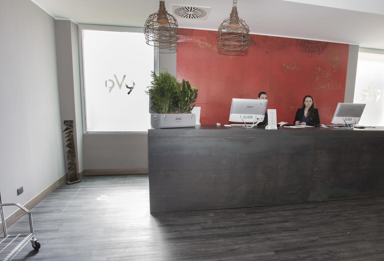 V99 Hotel Rom Eksteriør billede